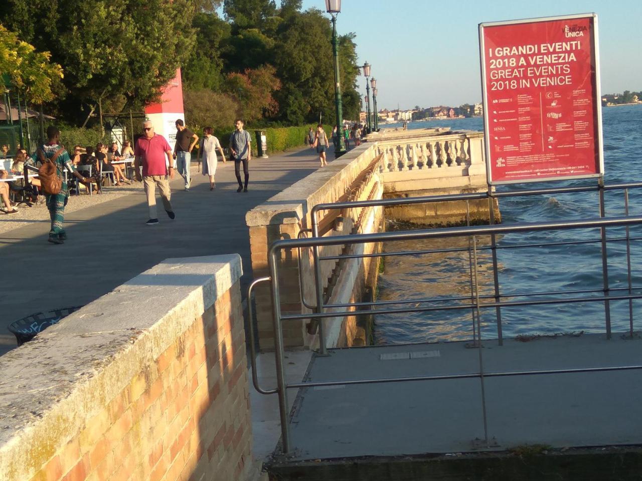 Susy Biennale Apartment - Canal View And Garden Βενετία Εξωτερικό φωτογραφία